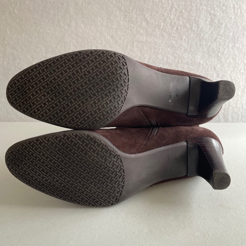 Talbots Brown Suede Ankle Boots Booties Buckle Stacked Heel Classic Size 8 1/2 - Picture 4 of 9